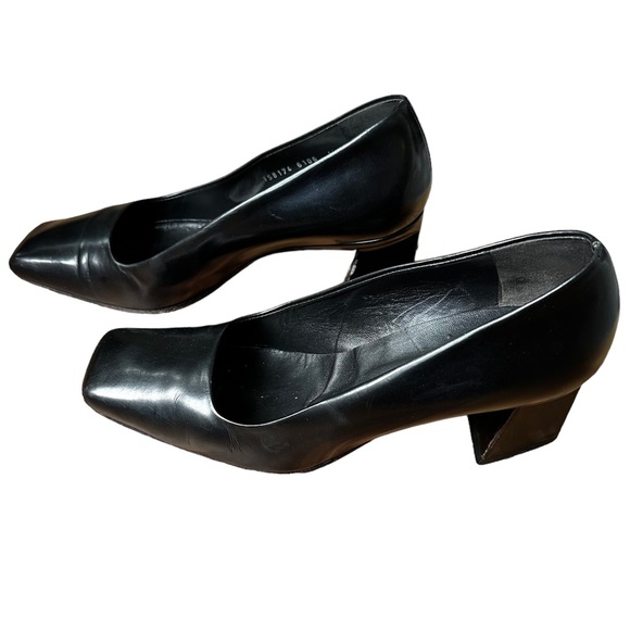 Gucci Back Leather Upper Blocks Heel Pumps  Size: 4.5 - Picture 2 of 14